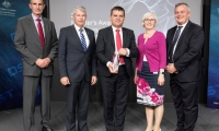 L-R Chief of the Defence Force General Angus Campbell, AO, DSC, Assistant Defence Minister, Senator the Hon David Fawcett, Dr Andrew Piotrowski, recipient of the Minister’s Award for Achievement in Defence Science 2018, Acting Secretary of Defence, Rebecca Skinner and Chief Defence Scientist, Dr Alex Zelinsky